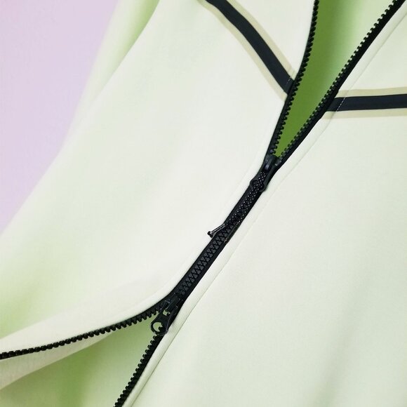 Nike Sportswear Men's L Tech Fleece Full-Zip Hoodie in Light Liquid Lime Black - Picture 13 of 16